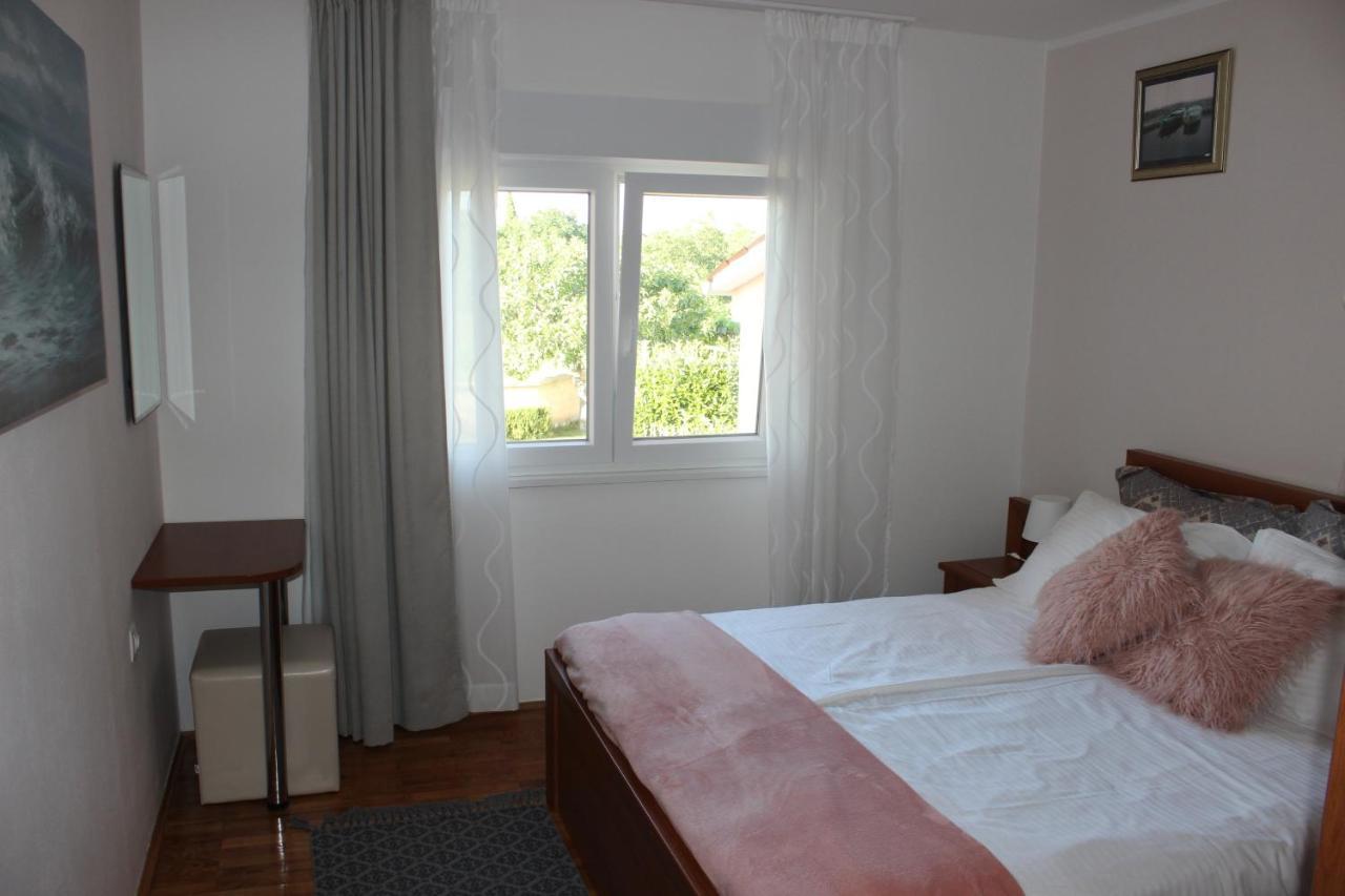 Apartments With A Parking Space Valbandon, Fazana - 7296 Štinjan Extérieur photo