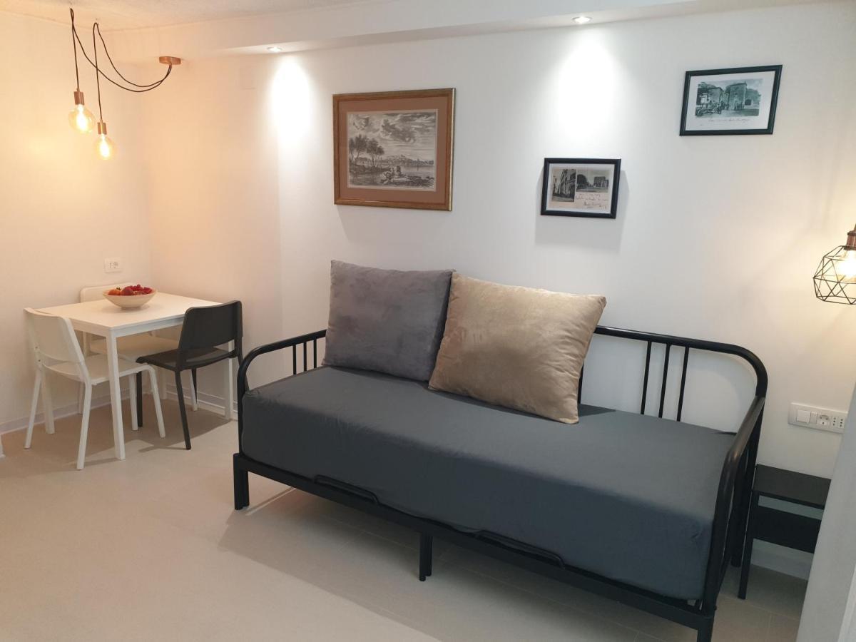 Apartments With A Parking Space Valbandon, Fazana - 7296 Štinjan Extérieur photo